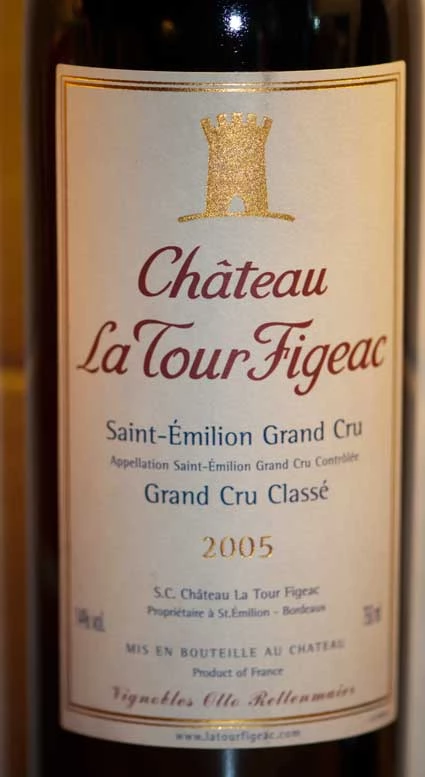 Château La Tour Figeac ( Château La Tour Figeac ) 2001