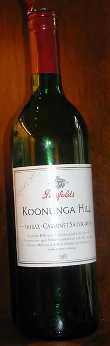 Koonunga Hill shiraz cabernet ( Penfolds Wines ) 1999