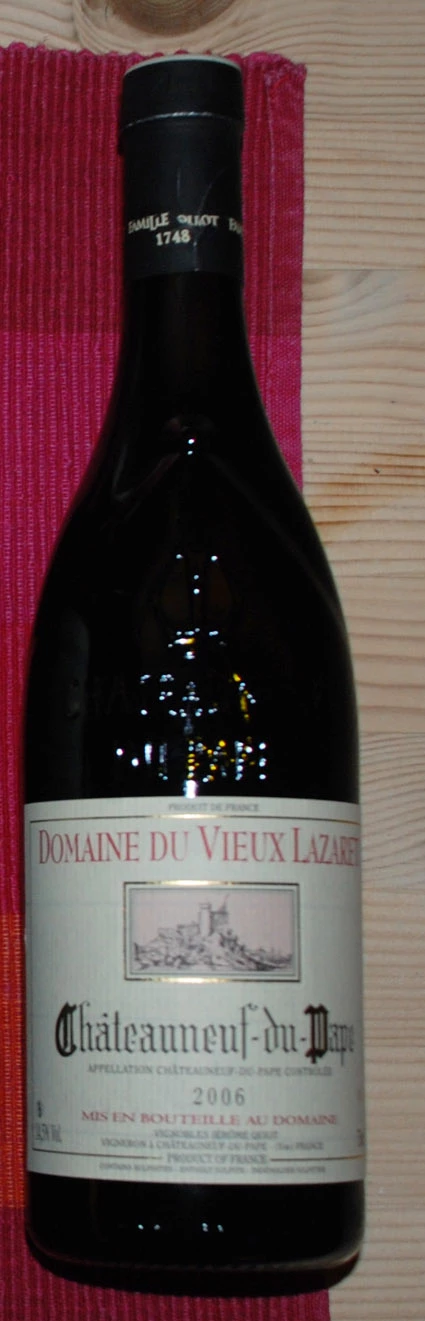 Domaine du Vieux Lazaret ( Famille Quiot ) 2003