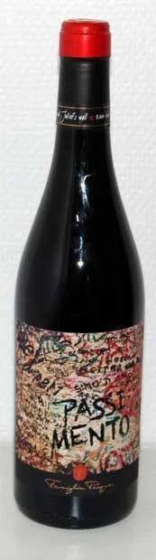 Passimento Romeo and Juliet`s wall ( Pasqua ) 2011